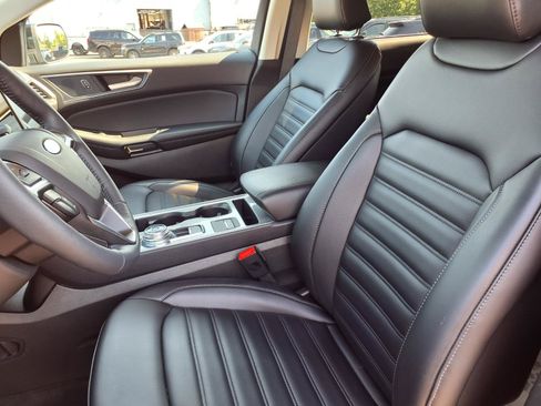Used 2023 Ford Edge SEL w/ Convenience Package AWD/4WD image 3