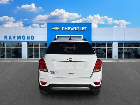 Used 2019 Chevrolet Trax LT w/ LT Convenience Package AWD/4WD image 4