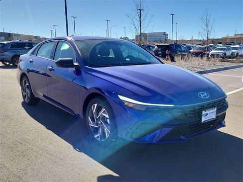 Certified 2025 Hyundai Elantra Sport image 12