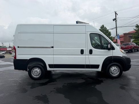 Used 2021 RAM ProMaster 1500 FWD image 4