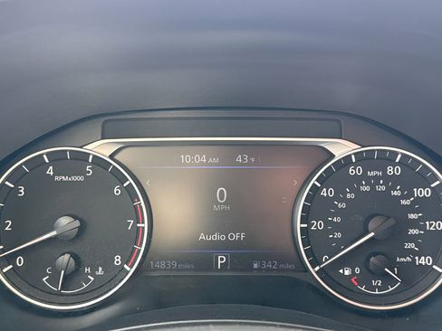 Used 2025 Nissan Altima 2.5 SV image 24