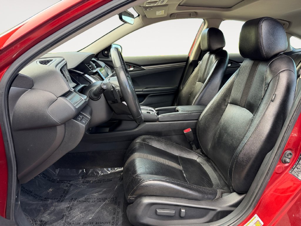 Used 2019 Honda Civic Touring image 14