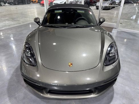 Used 2021 Porsche 718 Boxster image 24