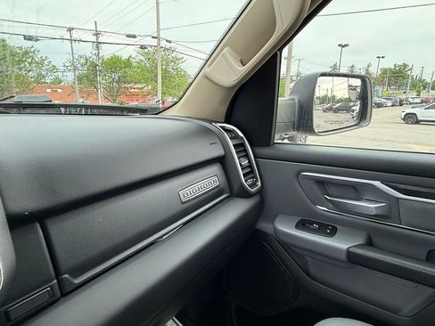 Used 2019 RAM 1500 Big Horn AWD/4WD image 24