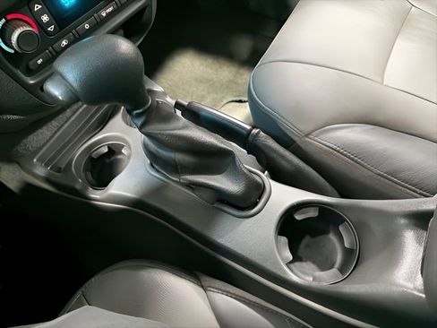 Used 2002 Chevrolet TrailBlazer LTZ image 22