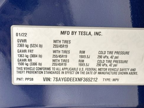 Used 2022 Tesla Model Y Long Range image 29