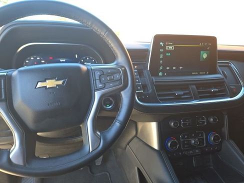 Certified 2023 Chevrolet Suburban Premier image 14