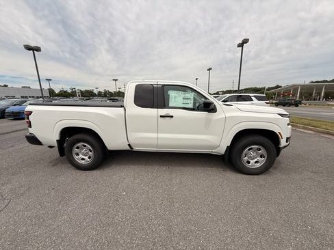New 2026 Nissan Frontier S w/ S Utility Package AWD/4WD image 4