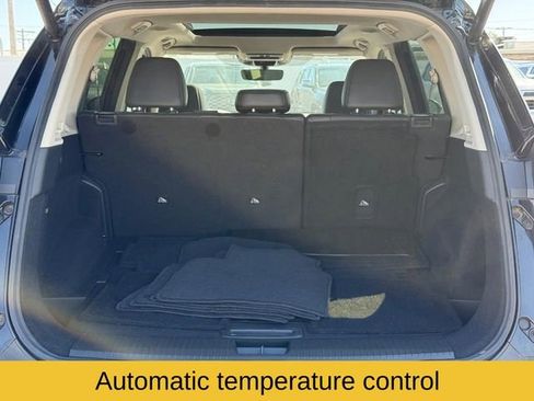 Used 2023 Nissan Rogue SL image 6