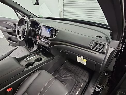 Used 2025 Honda Ridgeline TrailSport image 42