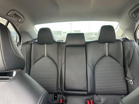 Used 2023 Toyota Camry SE image 24