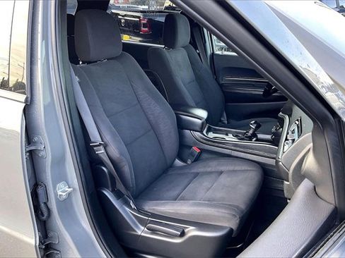 Used 2021 Dodge Durango SXT image 8