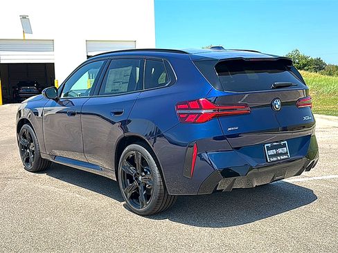 New 2026 BMW X3 xDrive30i w/ Premium Package AWD/4WD image 6