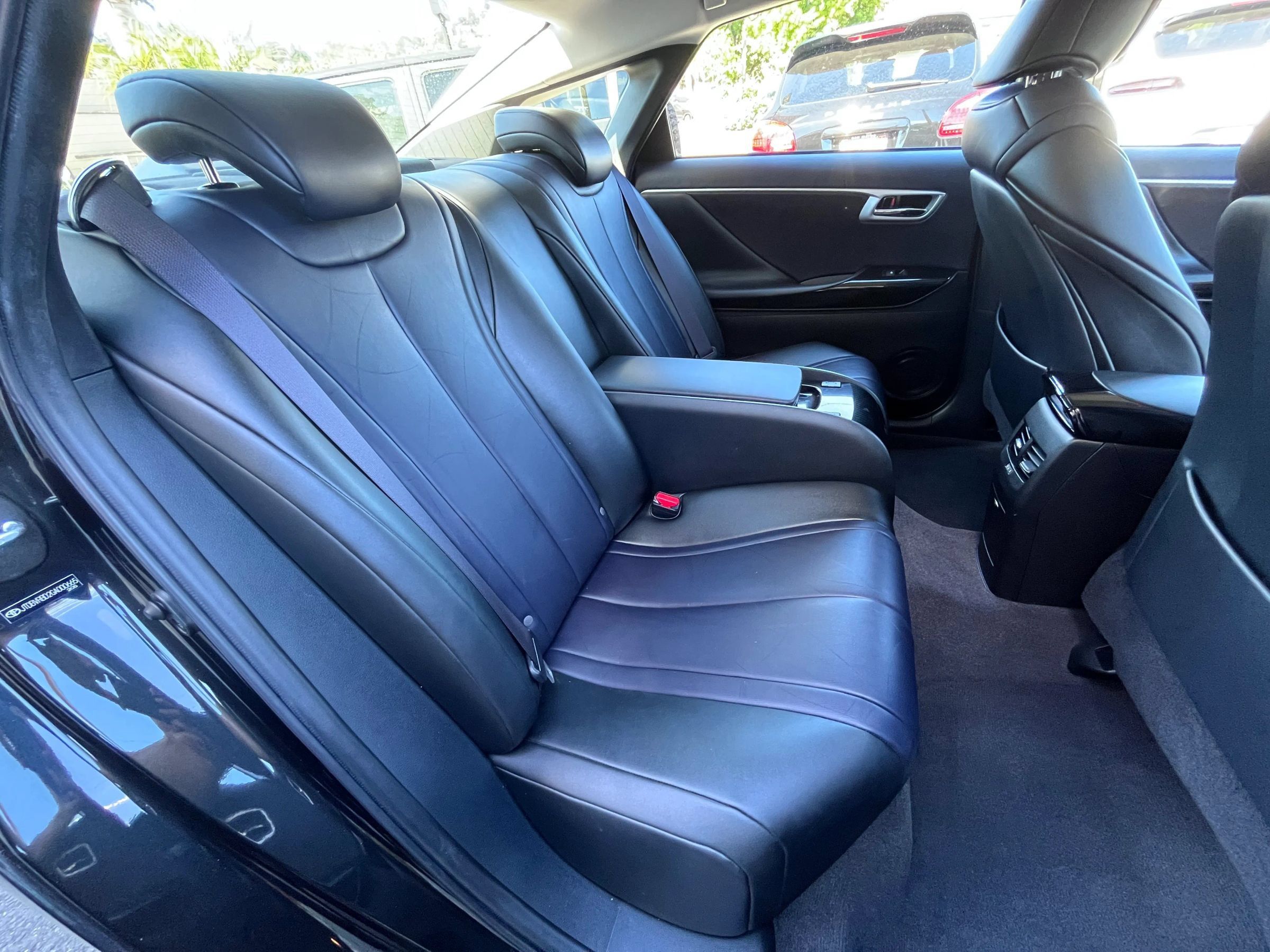 Used 2016 Toyota Mirai FWD image 14