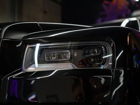 Used 2022 Rolls-Royce Cullinan Black Badge AWD/4WD image 29