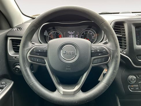 Used 2019 Jeep Cherokee Latitude w/ Popular Appearance Group image 14