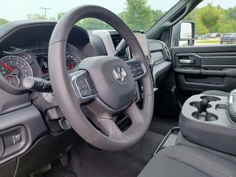 Used 2026 RAM 2500 Big Horn AWD/4WD image 10