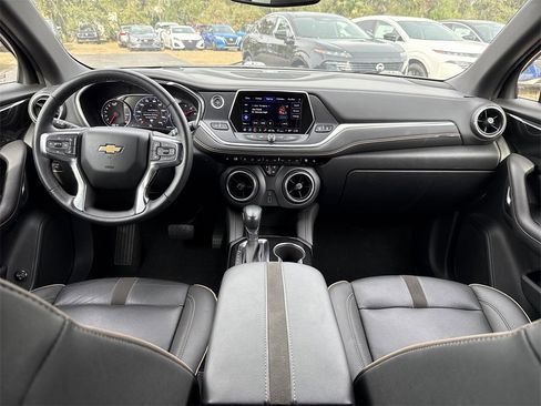 Used 2022 Chevrolet Blazer Premier image 21