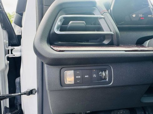 Used 2024 Chevrolet Traverse RS w/ LPO, Floor Liner Package image 26