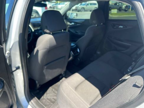 Used 2022 Chevrolet Malibu LT FWD image 36