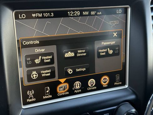 Used 2015 Jeep Grand Cherokee Limited RWD image 24