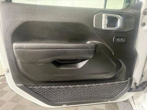 Certified 2025 Jeep Wrangler Unlimited Sport AWD/4WD image 6
