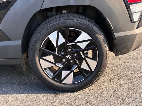 Used 2024 Hyundai Kona SEL FWD image 47