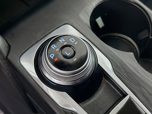 Used 2021 Ford Escape Titanium image 20