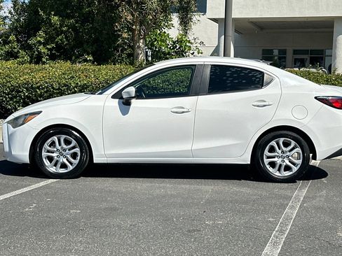 Used 2016 Scion iA image 2
