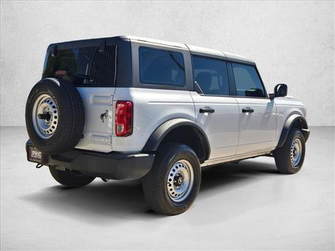Used 2025 Ford Bronco 4-Door AWD/4WD image 5