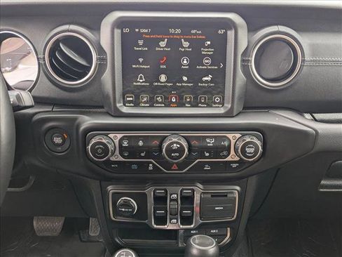 Used 2023 Jeep Wrangler Unlimited Sahara w/ Cold Weather Group AWD/4WD image 15