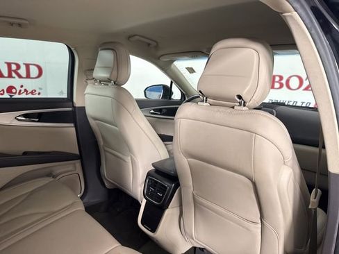 Used 2020 Lincoln Nautilus FWD w/ Equipment Group 101A image 18