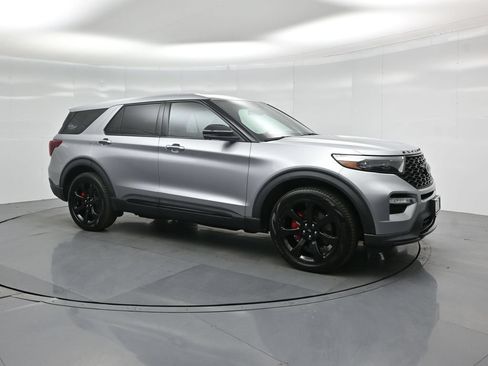 Used 2022 Ford Explorer ST w/ Equipment Group 401A AWD/4WD image 27