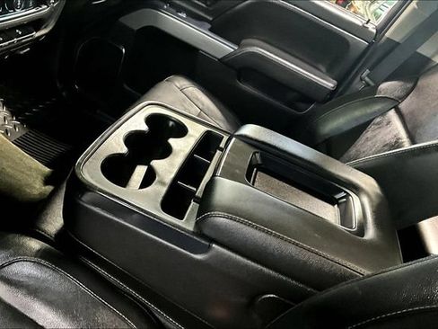 Used 2018 Chevrolet Silverado 1500 LTZ Z71 AWD/4WD image 18