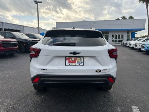 New 2026 Chevrolet Trax RS w/ Driver Confidence Package image 9
