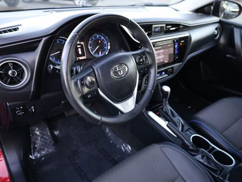 Used 2017 Toyota Corolla SE image 20