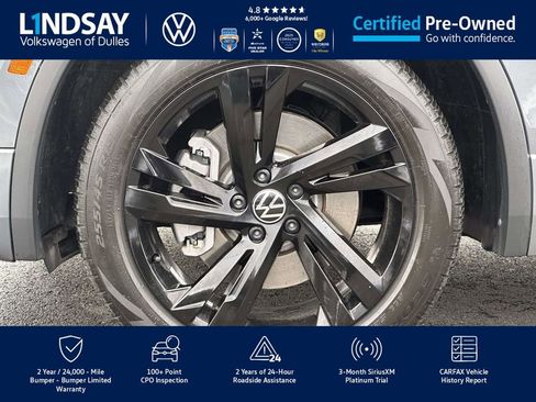 Certified 2024 Volkswagen Tiguan SE R-Line image 8