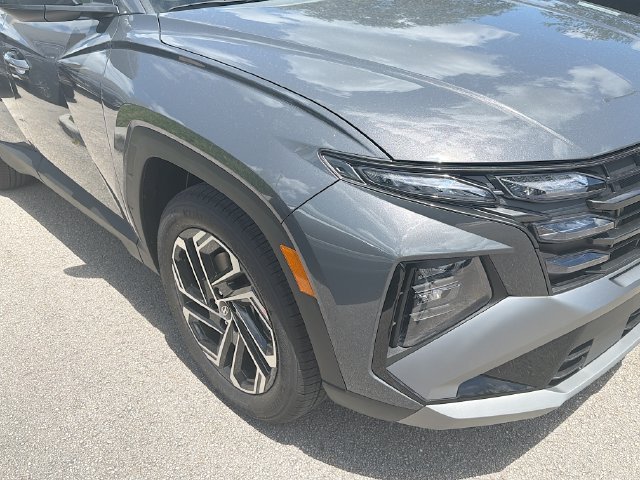 New 2026 Hyundai Tucson SEL Plus FWD image 3