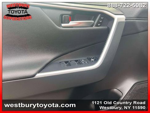 Used 2021 Toyota RAV4 Limited w/ Limited Grade Weather Package AWD/4WD image 18