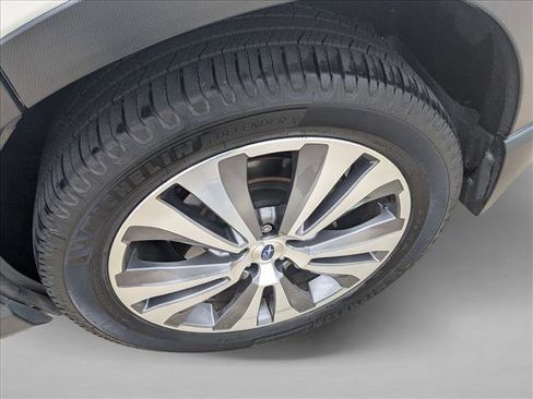 Used 2020 Subaru Ascent Touring w/ Popular Package #3 image 21