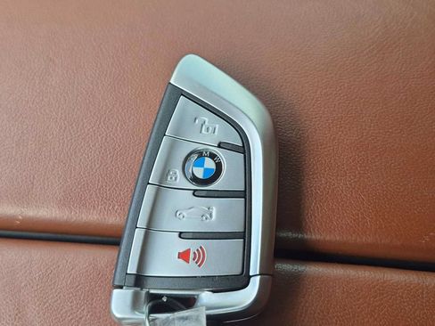Used 2022 BMW X7 xDrive40i w/ Premium Package AWD/4WD image 37