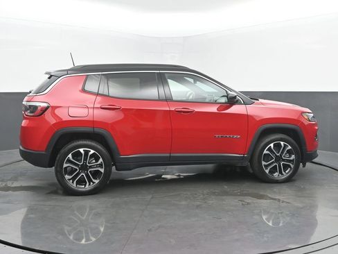Used 2024 Jeep Compass Limited AWD/4WD image 6