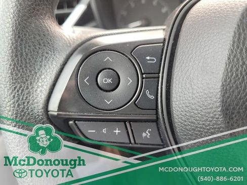 Used 2024 Toyota Corolla LE FWD image 24