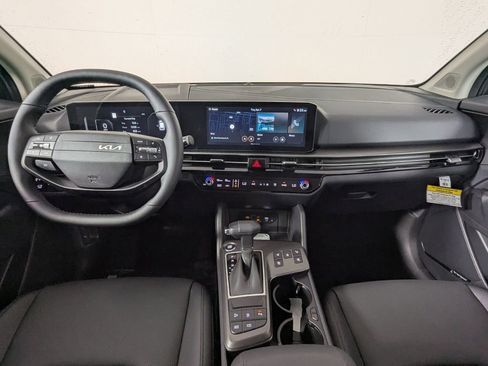 New 2026 Kia Sportage SX FWD image 14