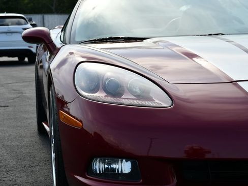 Used 2006 Chevrolet Corvette Convertible w/ Preferred Equipment Group RWD image 32