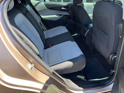 Used 2019 Chevrolet Equinox LS FWD image 20