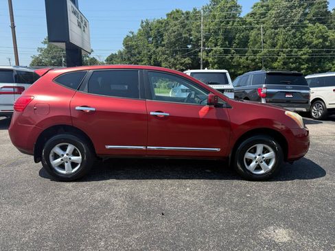 Used 2013 Nissan Rogue S w/ Special Edition Pkg FWD image 3