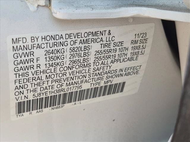 Used 2024 Acura MDX SH-AWD image 26