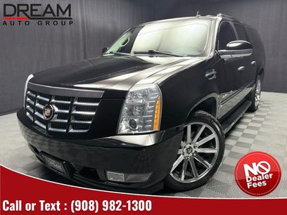 Used 2013 Cadillac Escalade ESV Luxury