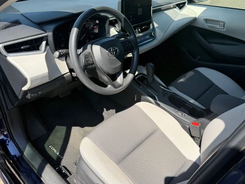 Used 2023 Toyota Corolla LE w/ Carpet Mat Package (TMS) FWD image 16